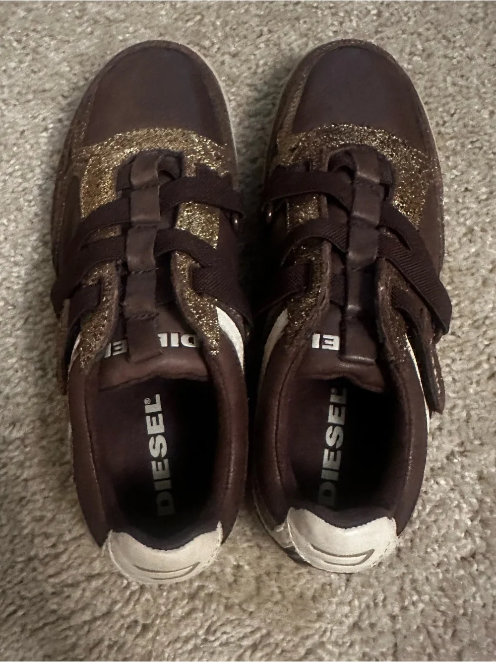 Diesel Motion Women’s Gold Sparkle Brown Leather Size 8 38.5 Shoes Sneakers